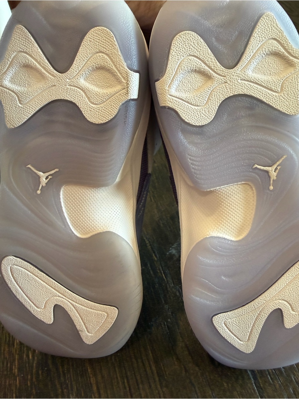 Nike Air Jordan Max Aura 7 White and Purple  6Y - Picture 11 of 11